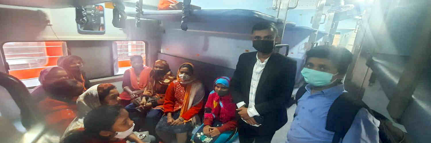 बेंगलुरू से छ़ुुड़ा ली गई झारखंड की बंधक बेटियां