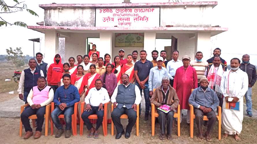 कुंड़ुख भाषा तोलोंग सिकि ‘लिपि’ शिक्षण केन्‍द्र, चक्रधरपुर का निरीक्षण