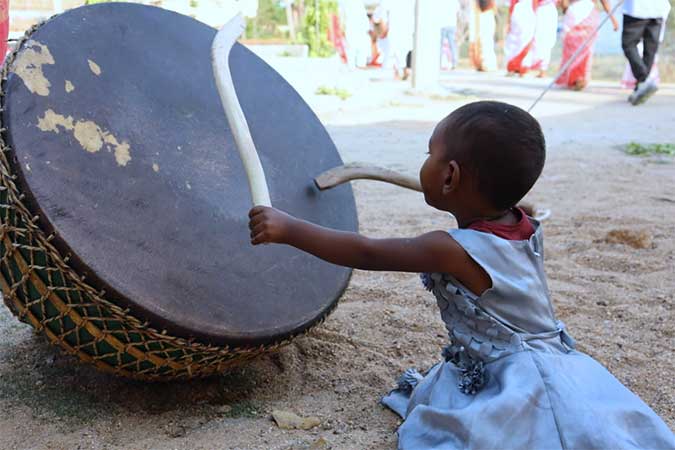 प्रकृति और कुंडुख भाषा विकास