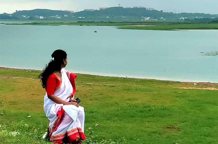 एंग सईहा : एक कविता कुंड़ुख में..