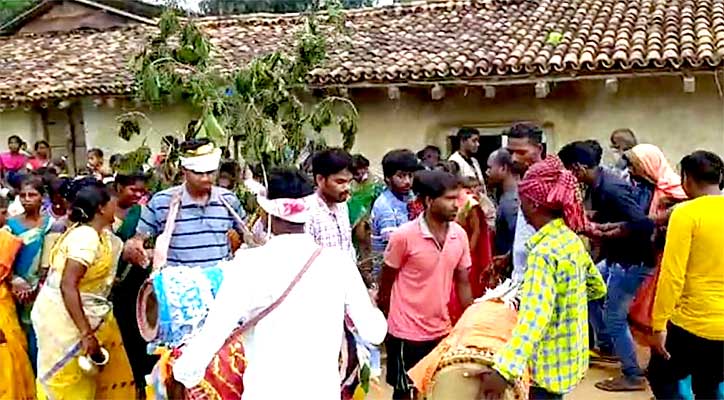 सैन्दा गांव की करम कहानी